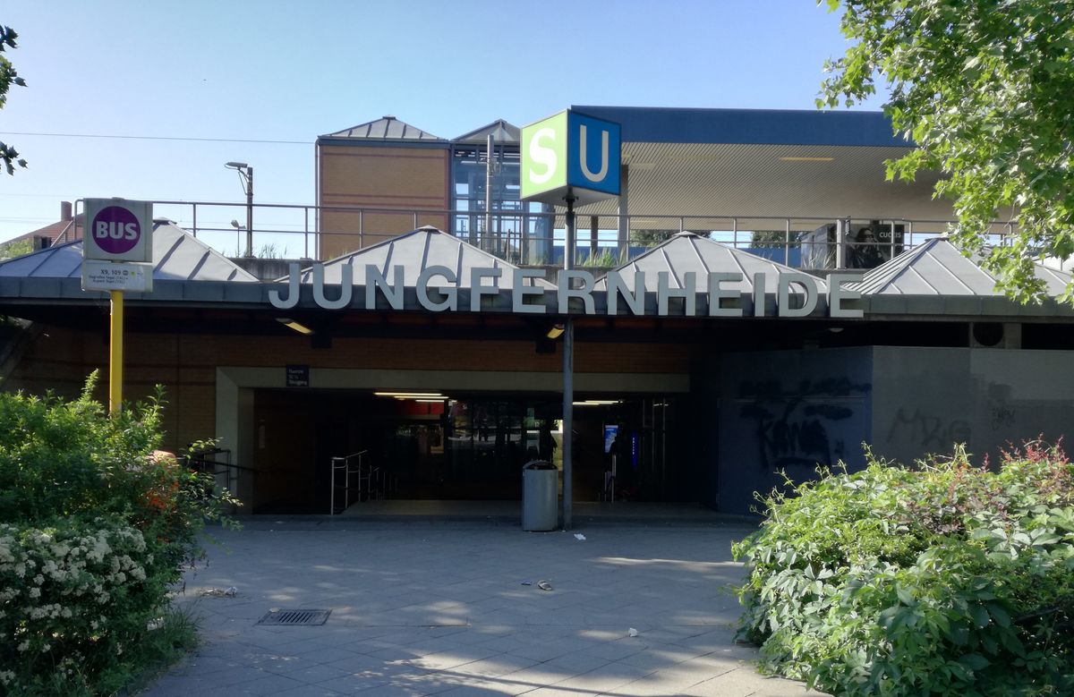 Jungfernheide Ausgang